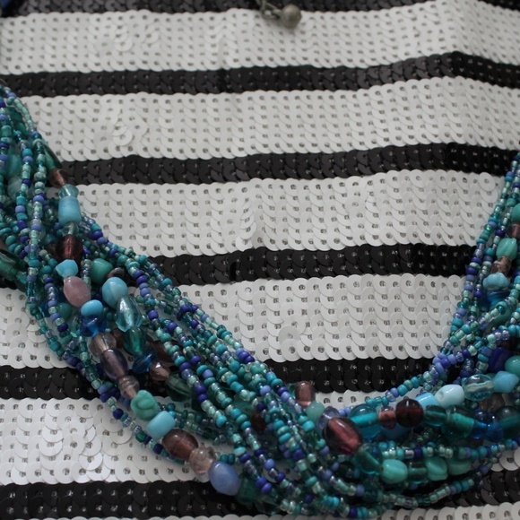 Aqua Beaded Necklace - Picture 3 of 3